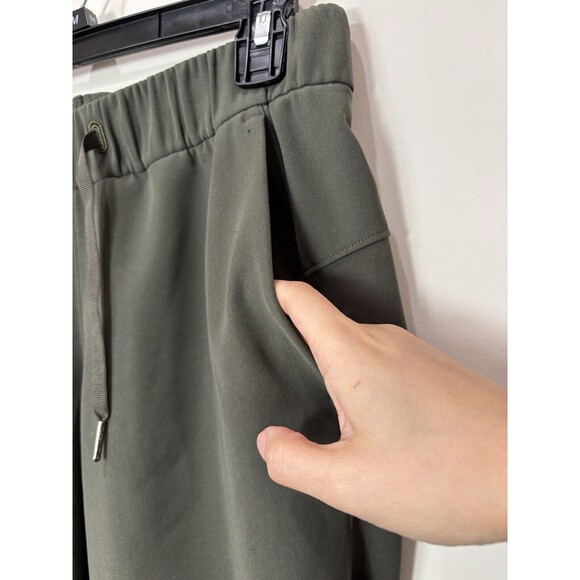 Lululemon Women On the Fly Olive Green Pants 4 Pull On Comfort Travel Weekend - Picture 5 of 13